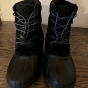 Sorel Cumberland waterproof snow boot size 4